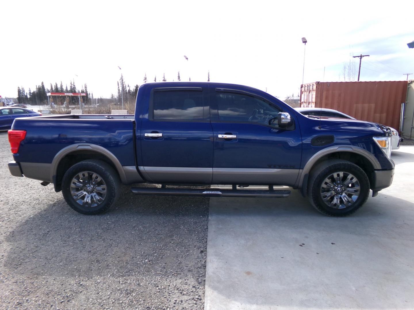 2017 /Black Nissan Titan Platinum Reserve Crew Cab 4WD (1N6AA1E52HN) with an 5.6L V8 DOHC 32V engine, 6A transmission, located at 2630 Philips Field Rd., Fairbanks, AK, 99709, (907) 458-0593, 64.848068, -147.780609 - Photo#2